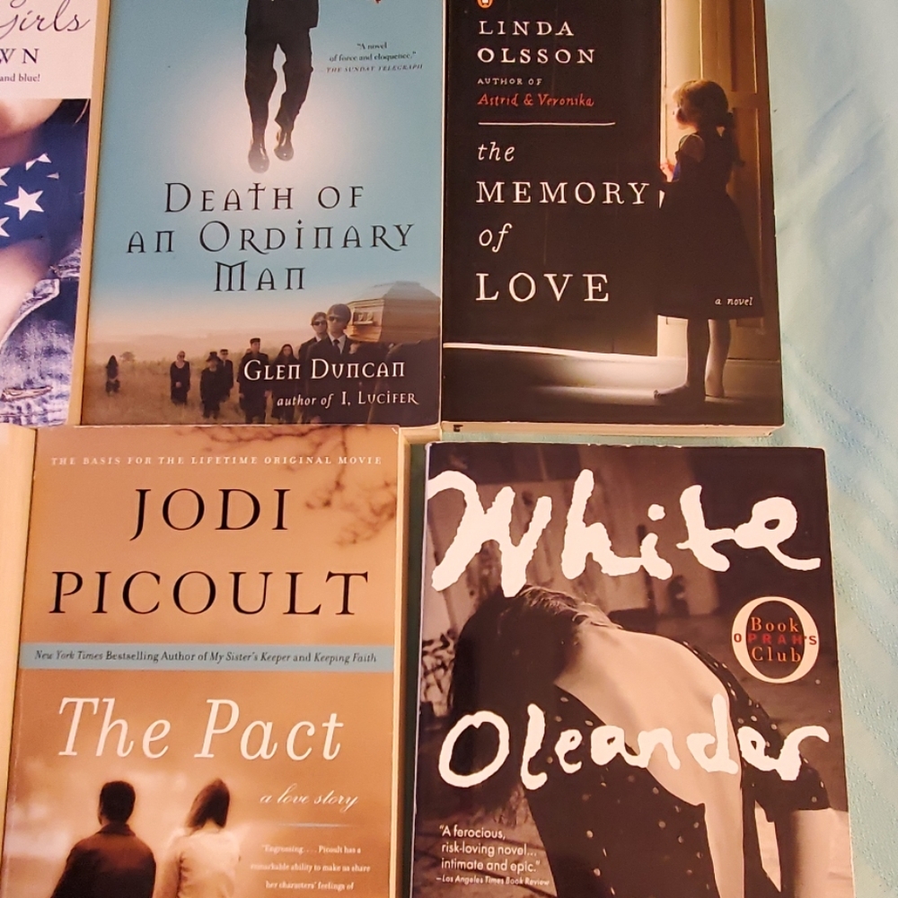 Book club set of 8 books - Picture 3 of 3